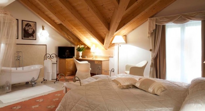 Hotel Table, La Villa & Corvara ski chalet, image 6